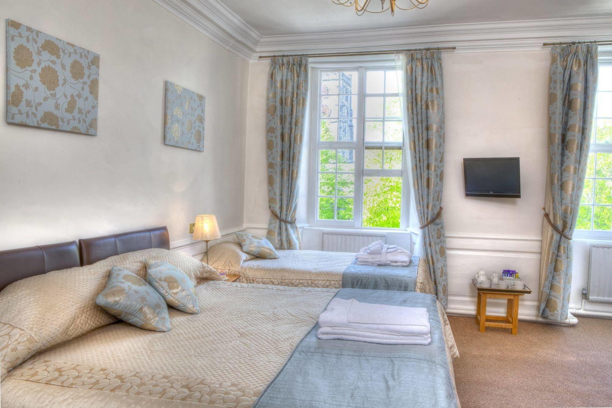 Bedford Hotel Tavistock  Kültér fotó